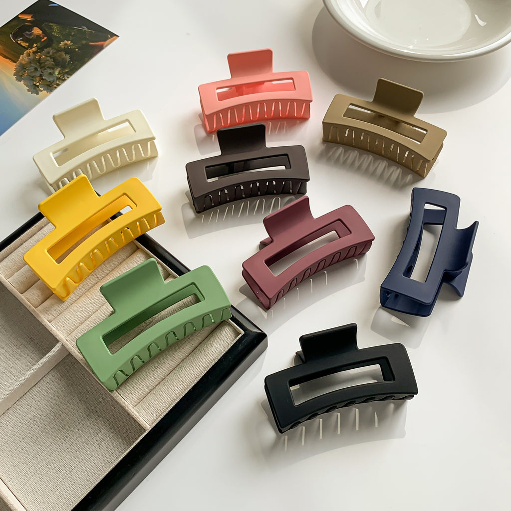 Matte Claw Clip